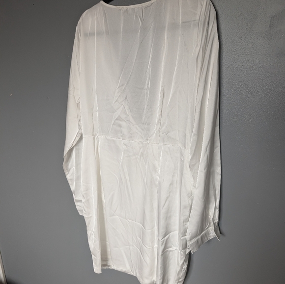 Satin mini dress - Picture 4 of 4